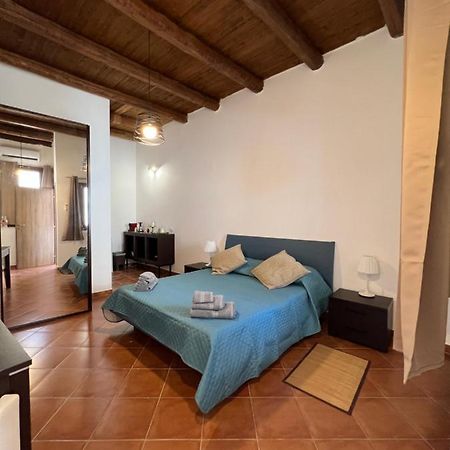 Vicolo Del Vento Stanza Scirocco Hotell Palermo Eksteriør bilde