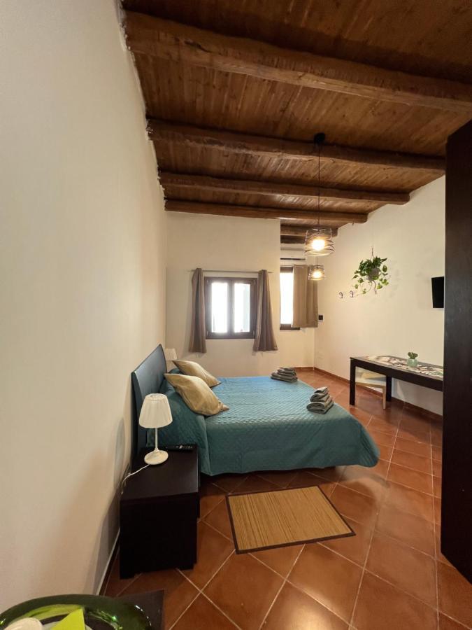 Vicolo Del Vento Stanza Scirocco Hotell Palermo Eksteriør bilde