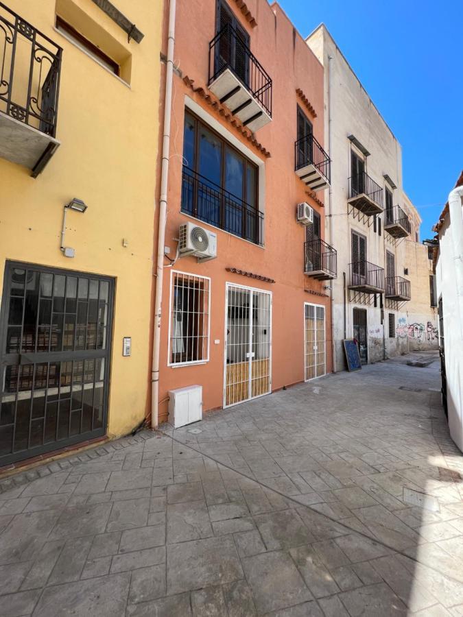 Vicolo Del Vento Stanza Scirocco Hotell Palermo Eksteriør bilde